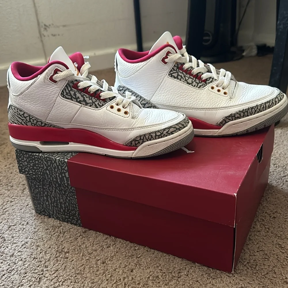 AIR JORDAN 3 RETRO - Picture 3 of 3